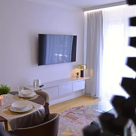 Sun Towers - Bryza - Z Parkingiem Апартаменты *