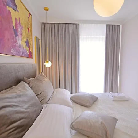 Apartament Sun Towers - Bryza - Z Parkingiem *