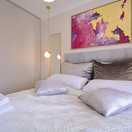 Apartament Sun Towers - Bryza - Z Parkingiem