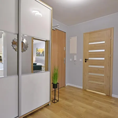 Sun Towers - Bryza - Z Parkingiem 斯维诺乌伊希切