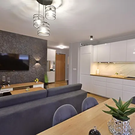 Apartament Sun Towers - Bryza - Z Parkingiem *